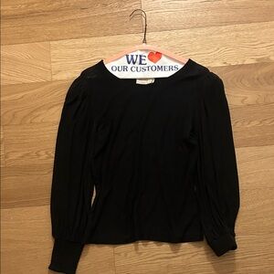 Black Long-Sleeve Women's Top - Classic Crewneck